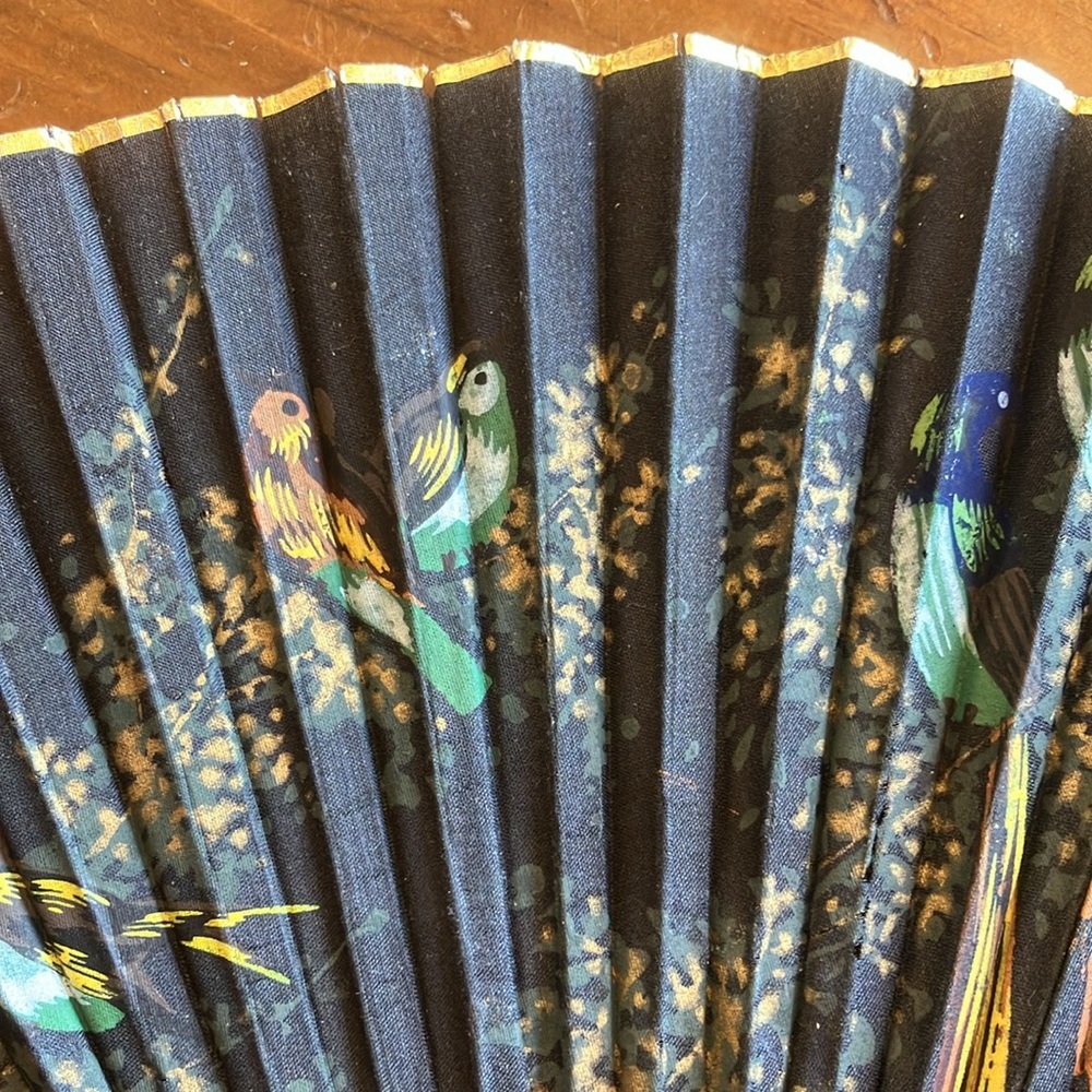 Two VINTAGE Japanese Fans - Picture 10 of 14